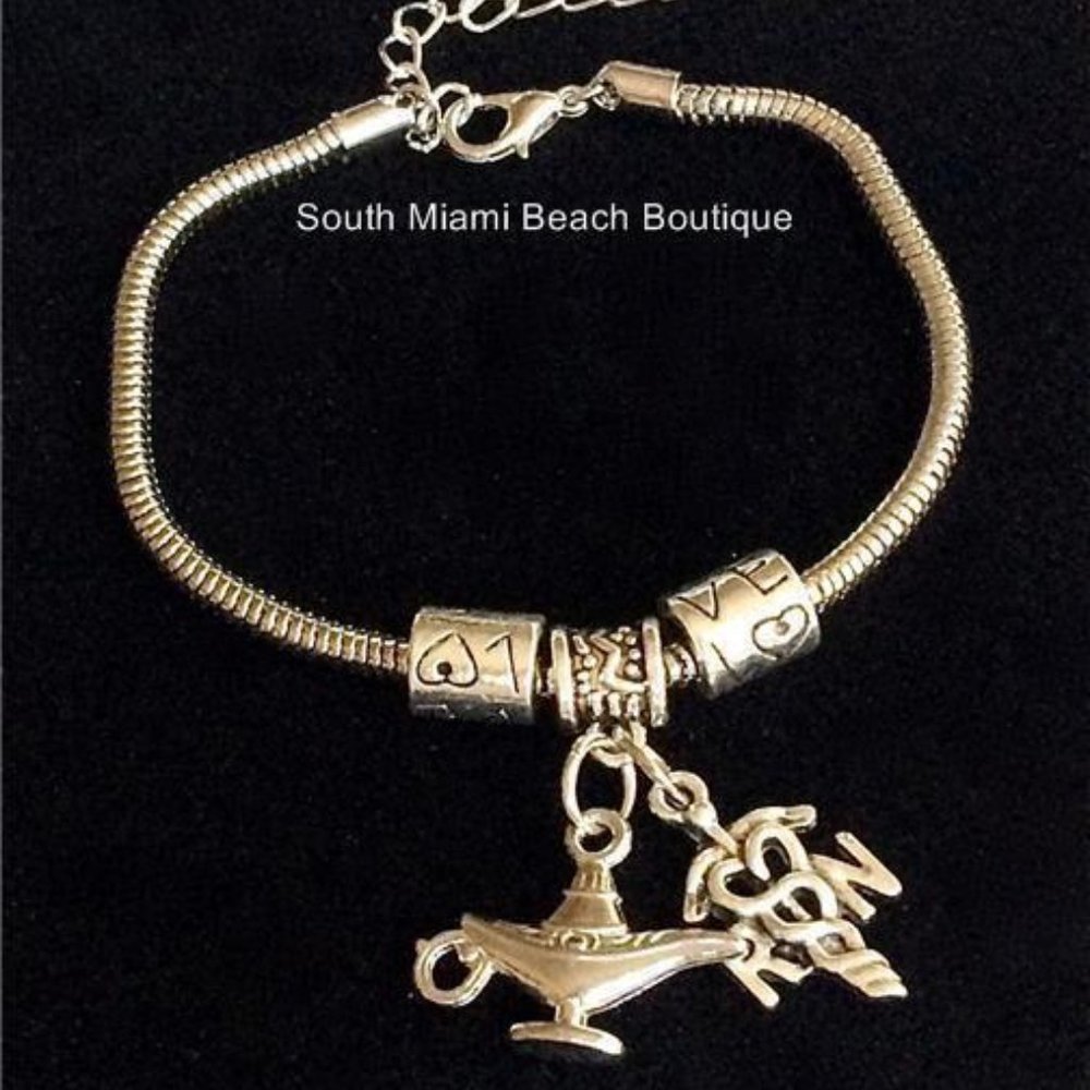 RN Caduceus Nursing Charm Bracelet Nightingale Lamp Graduation Gift SilverPlated